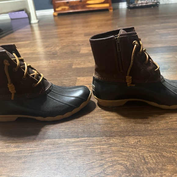 Sperry Boots - Picture 3 of 4